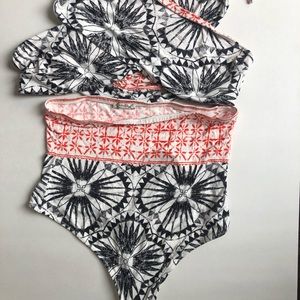 FREE PEOPLE // halter bodysuit